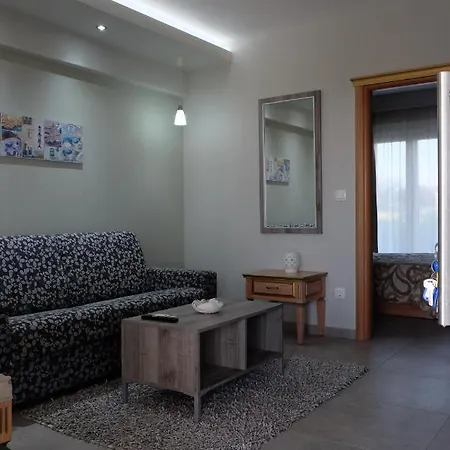 Onar By The Sea Luxurious Apartments Flogita Exterior photo