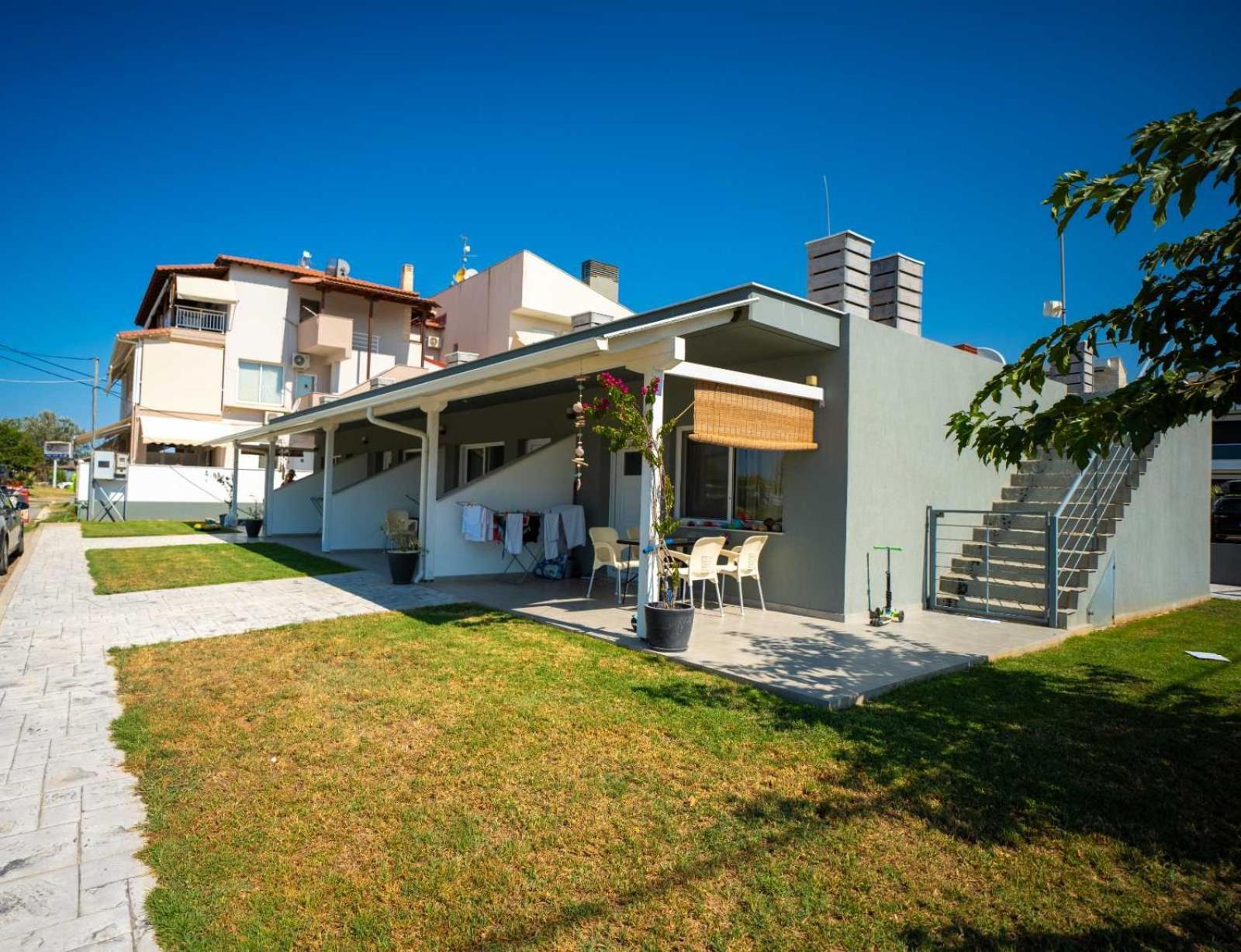 Apartment Onar By The Sea Luxurious Flogita